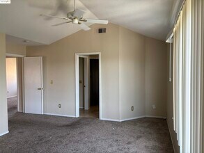 4810 Belford Peak Way in Antioch, CA - Building Photo - Building Photo