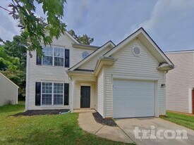 5322 Peachwood Dr in Charlotte, NC - Building Photo