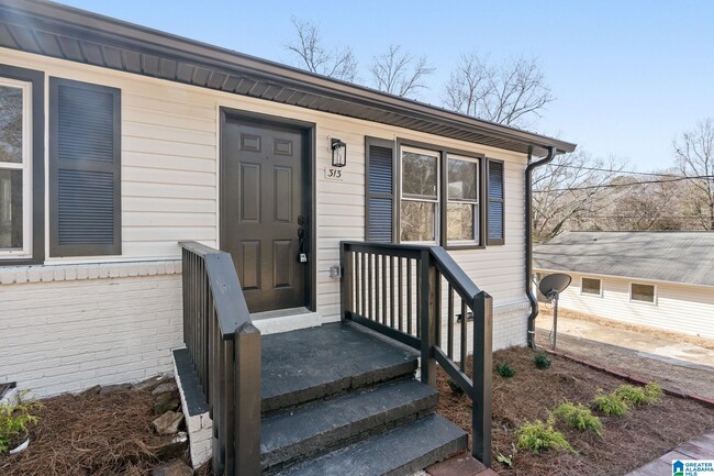 313 Garden Hill Rd in Gardendale, AL - Building Photo - Building Photo