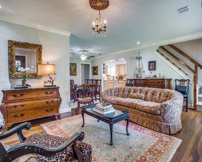 2426 W 10th St in Dallas, TX - Building Photo - Building Photo