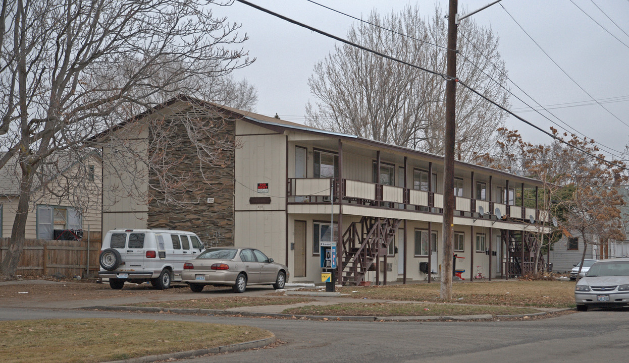 315 S Naches Ave in Yakima, WA - Building Photo