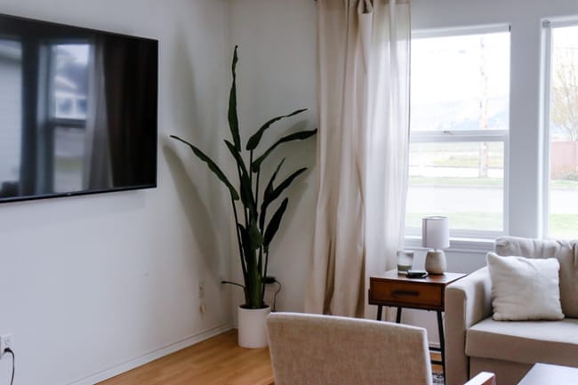 606 W First St in South Bend, WA - Foto de edificio - Building Photo