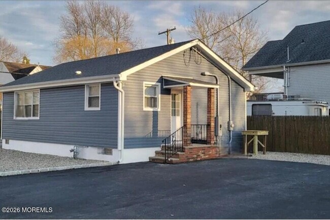 property at 700 Anglesea Ave