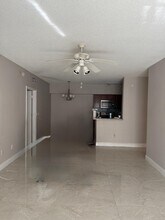10276 Fox Trail Rd S in Royal Palm Beach, FL - Building Photo - Building Photo