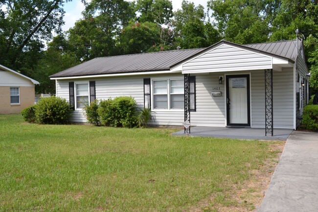 1403 Bunche St in Waycross, GA - Building Photo - Building Photo