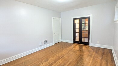 5044 Mardel Ave in St. Louis, MO - Building Photo - Building Photo
