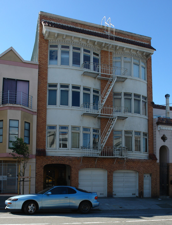 1845 Cabrillo St in San Francisco, CA - Building Photo