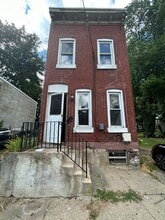 11 Hayes Ave in Trenton, NJ - Building Photo - Building Photo