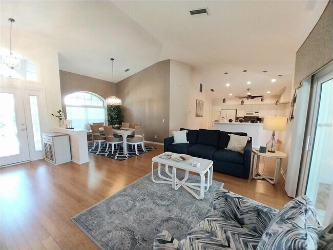 4176 Hearthstone Dr in Sarasota, FL - Building Photo - Building Photo
