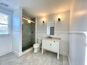 847 Metropolitan Ave, Unit 2 in Boston, MA - Building Photo - Building Photo