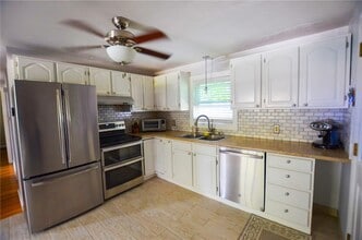 11 Continental Rd in Smithfield, RI - Building Photo - Building Photo