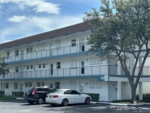 1501 S Ocean Blvd in Pompano Beach, FL - Foto de edificio - Building Photo