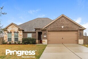 18859 Maverick Ranch Rd W in Magnolia, TX - Building Photo