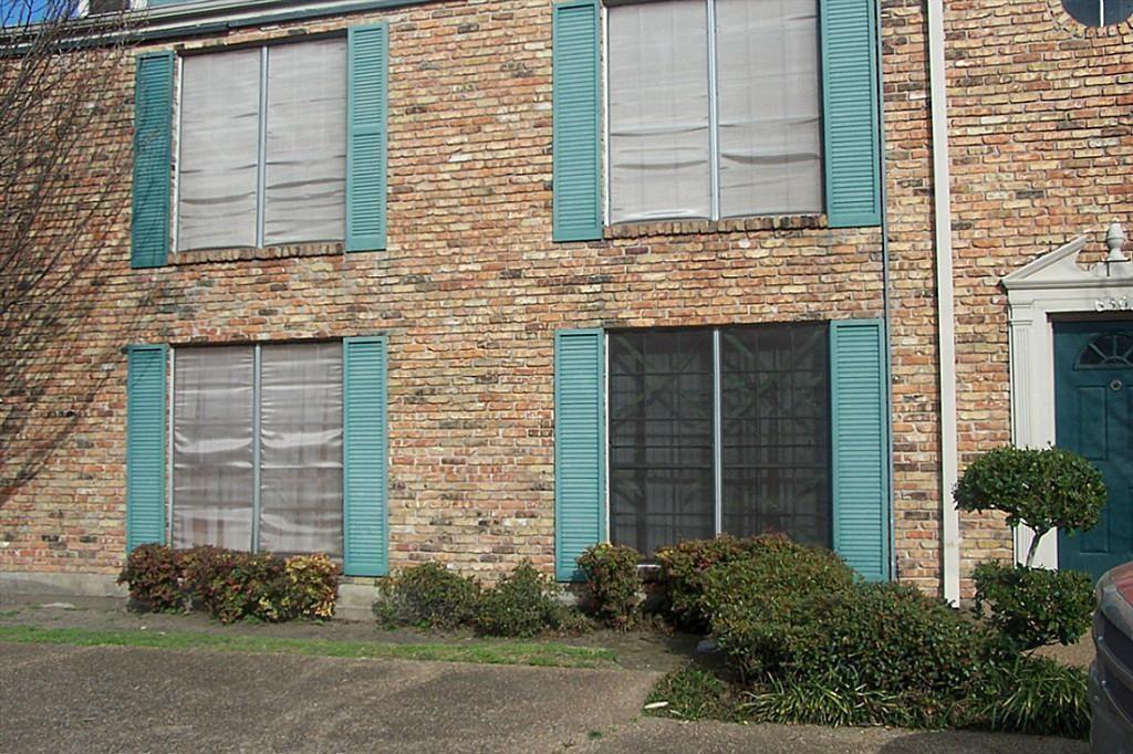 6303 Fondren Rd in Houston, TX - Building Photo