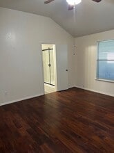 8112 Autumn Creek Trail, Unit 04B in Fort Worth, TX - Building Photo - Building Photo