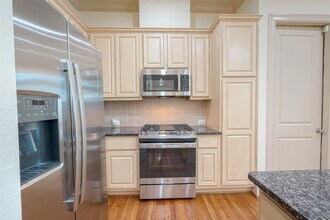 931 W 23rd St in Houston, TX - Building Photo - Building Photo