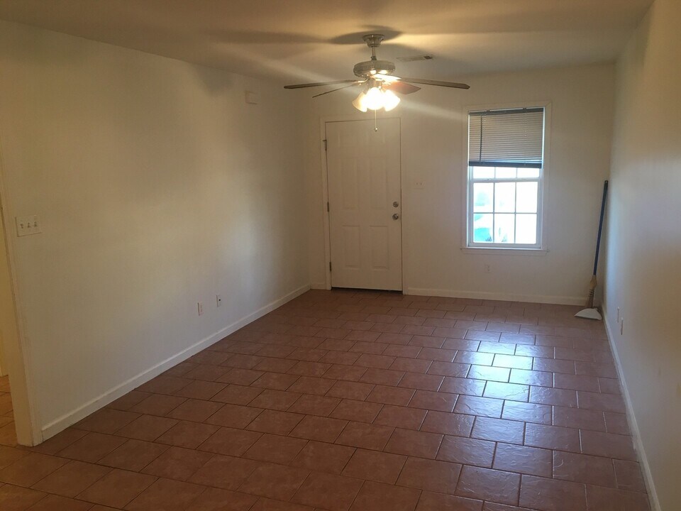 1002 Citizen St in Jonesboro, AR - Building Photo