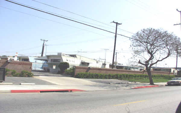 Welcome Garden Trailer Park in Montebello, CA - Building Photo