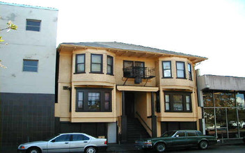 551 W Grand Ave in Oakland, CA - Building Photo - Building Photo