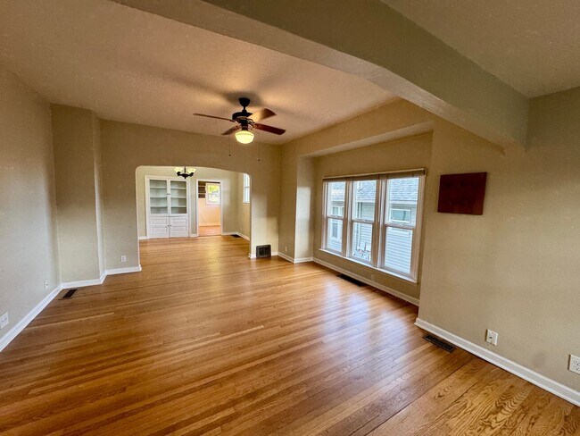 3318 34th Ave S in Seattle, WA - Building Photo - Building Photo