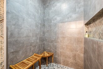 4006 Apple Valley Dr in Howard, OH - Building Photo - Building Photo