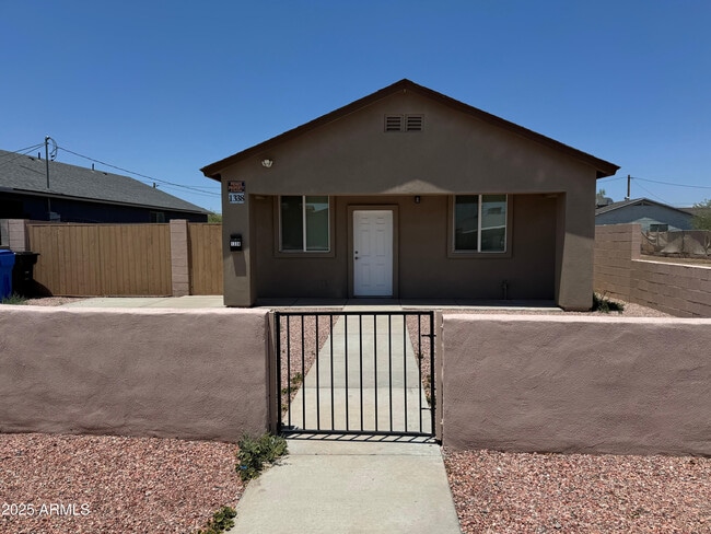 property at 1338 W Papago St