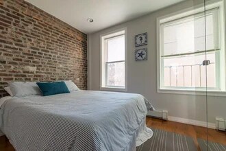 15A Garden St, Unit 2 in Boston, MA - Foto de edificio - Building Photo