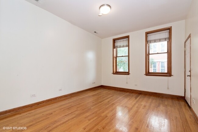 819 S Carpenter St in Chicago, IL - Building Photo - Building Photo
