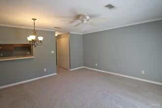 7022 Chapel St in Pensacola, FL - Building Photo - Building Photo