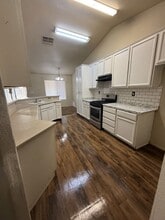 2104 Chesler St in Merced, CA - Building Photo - Building Photo