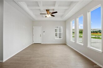845 Deluxe St in Alamo, TX - Building Photo - Building Photo
