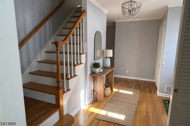 7 Seminole Way in Chatham Township, NJ - Building Photo - Building Photo