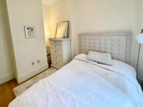 195 Commonwealth Ave, Unit 5 in Boston, MA - Building Photo - Building Photo