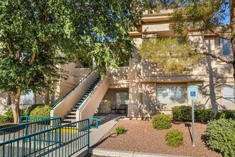 1527 Lake Placid Terrace in Henderson, NV - Building Photo - Building Photo