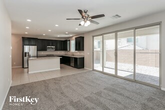 359 Elks Peak Ave in North Las Vegas, NV - Building Photo - Building Photo