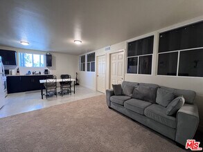 4828 McKinley Ave in Los Angeles, CA - Building Photo - Building Photo