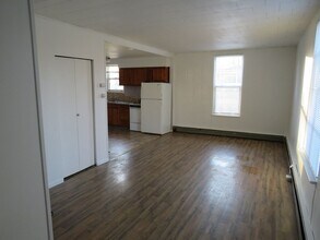 144 Yellowstone Ave in Billings, MT - Foto de edificio - Building Photo