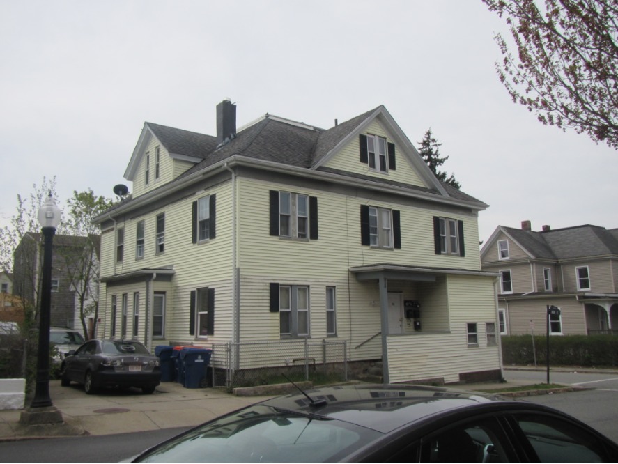 394 Union St in New Bedford, MA - Building Photo