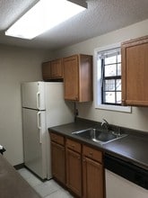 3000 Colorado Ave in Boulder, CO - Building Photo - Building Photo