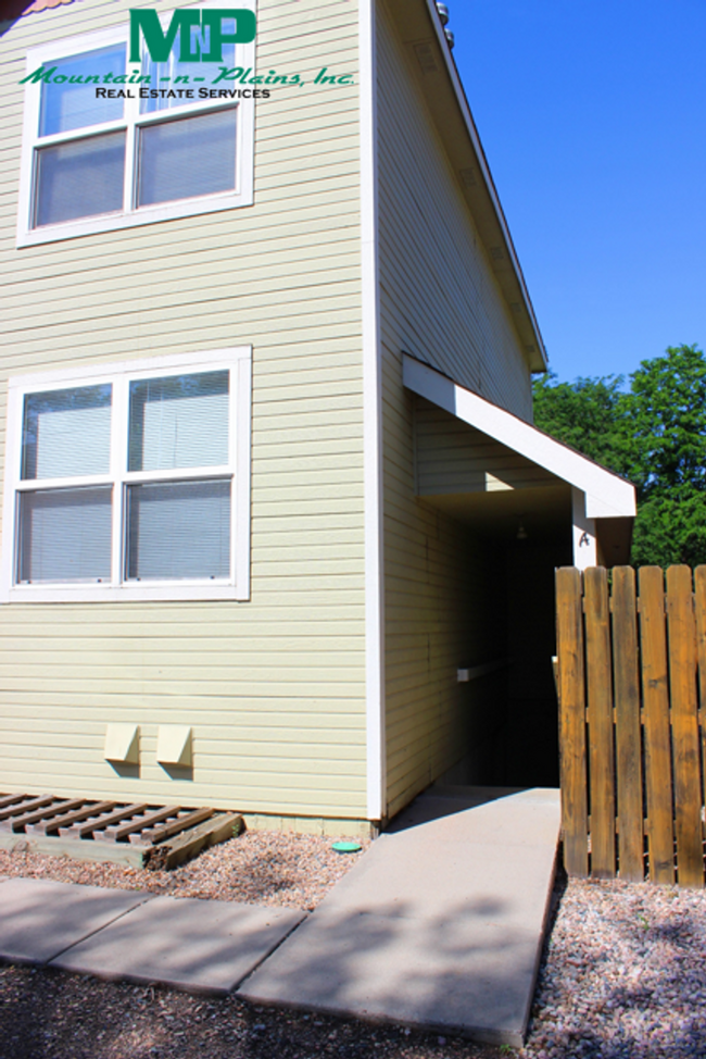 property at 526 S Whitcomb St