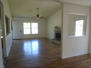 5595 Quietwood Pl in Fayetteville, NC - Building Photo - Building Photo