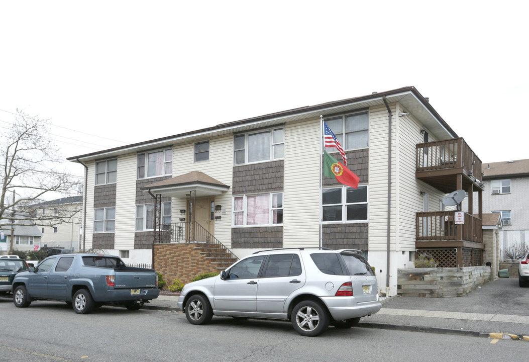 460 Garden St in Elizabeth, NJ - Building Photo