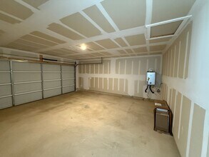 1504 Hummock Steep in New Braunfels, TX - Building Photo - Building Photo
