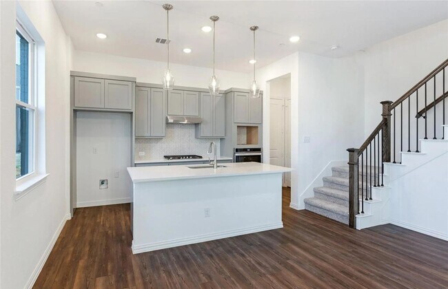 9924 Schramm St in Irving, TX - Building Photo - Building Photo