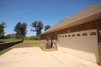 173 Bucks Pocket Dr in New Market, AL - Building Photo - Building Photo