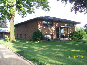 6530 2nd St NE in Fridley, MN - Building Photo - Building Photo