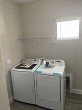 11035 Devonbridge Dr in Palmetto, FL - Building Photo - Building Photo