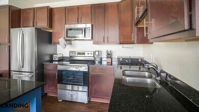 24530 Gosling Rd, Unit 213 in Spring, TX - Foto de edificio - Building Photo