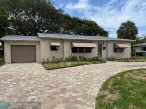 237 E Ilex Dr in West Palm Beach, FL - Building Photo - Building Photo