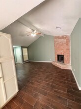 11105 Pender Ln in Stafford, TX - Foto de edificio - Building Photo